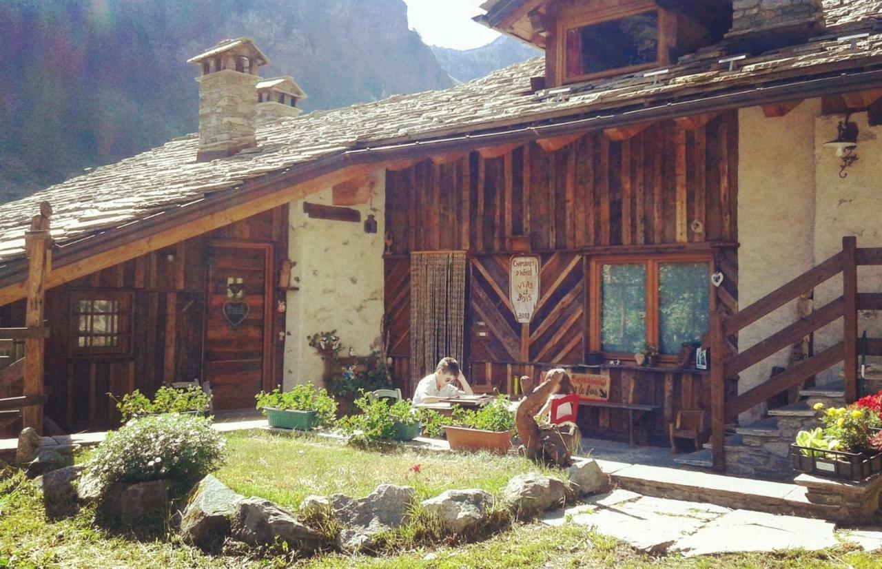 Vers Le Bois Hotel Valsavarenche Exterior foto