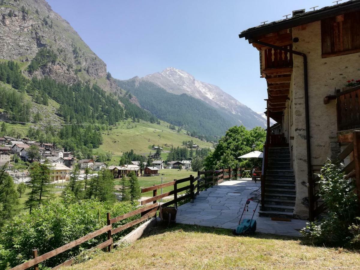 Vers Le Bois Hotel Valsavarenche Exterior foto