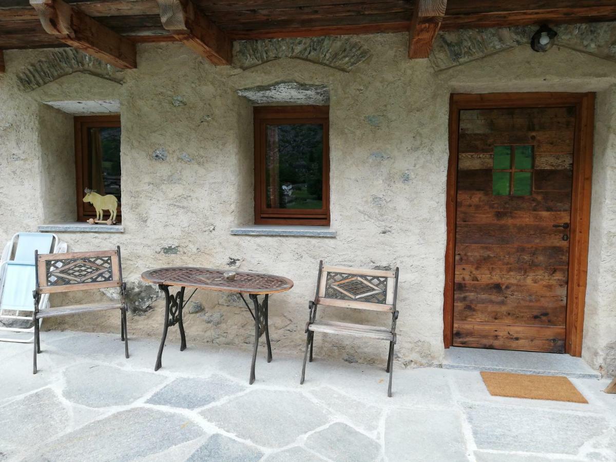 Vers Le Bois Hotel Valsavarenche Quarto foto